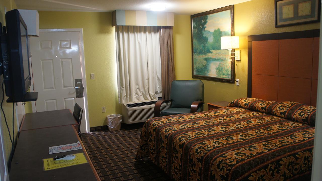 Regency Inn Taylor Extérieur photo