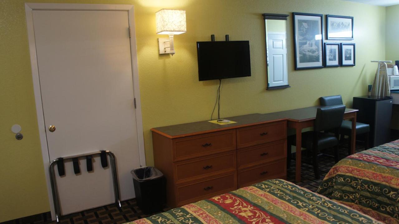 Regency Inn Taylor Extérieur photo